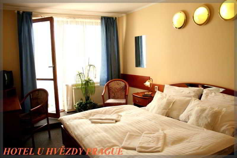 Hotel U Hvezdy Praga Exterior foto